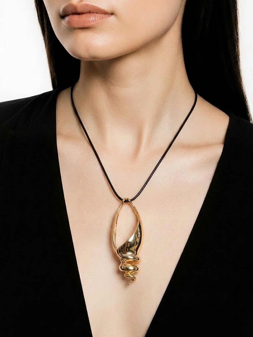 Mayamar 24k Gold-plated Shell Pendant Necklace with Adjustable Cord & Gift Bag